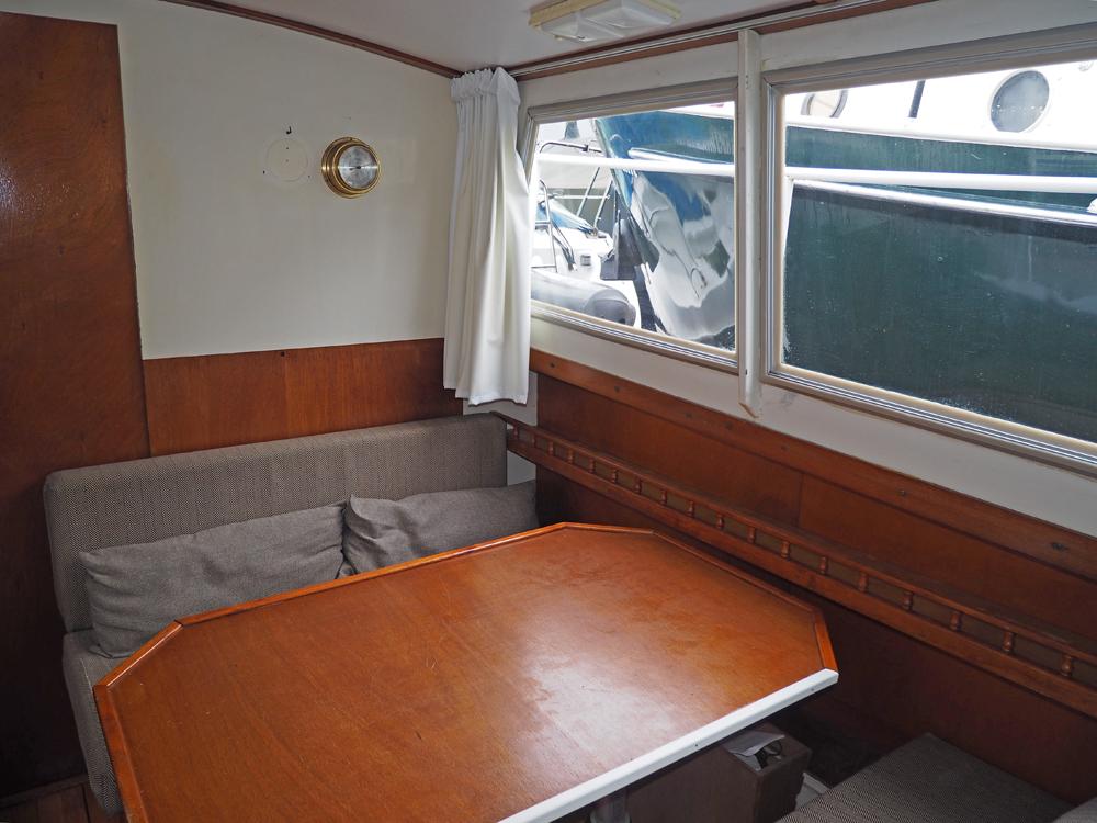 Salon, H&eacute;bergements